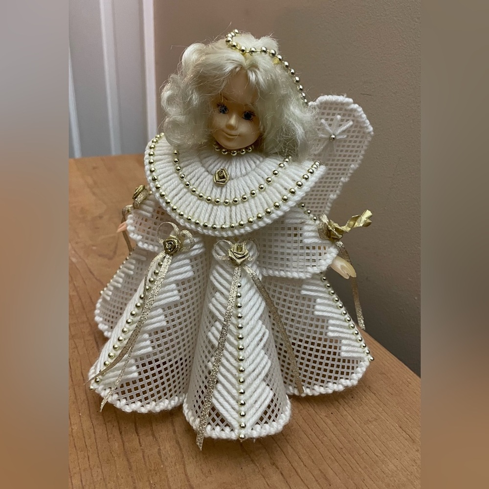 Vintage Angel Christmas Tree Topper Plastic with Yarn and Beads